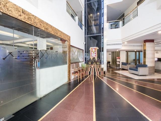 Hotel The Westend Ahmedabad Eksteriør bilde