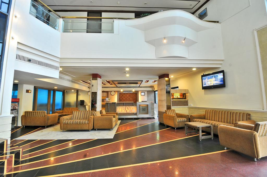 Hotel The Westend Ahmedabad Eksteriør bilde